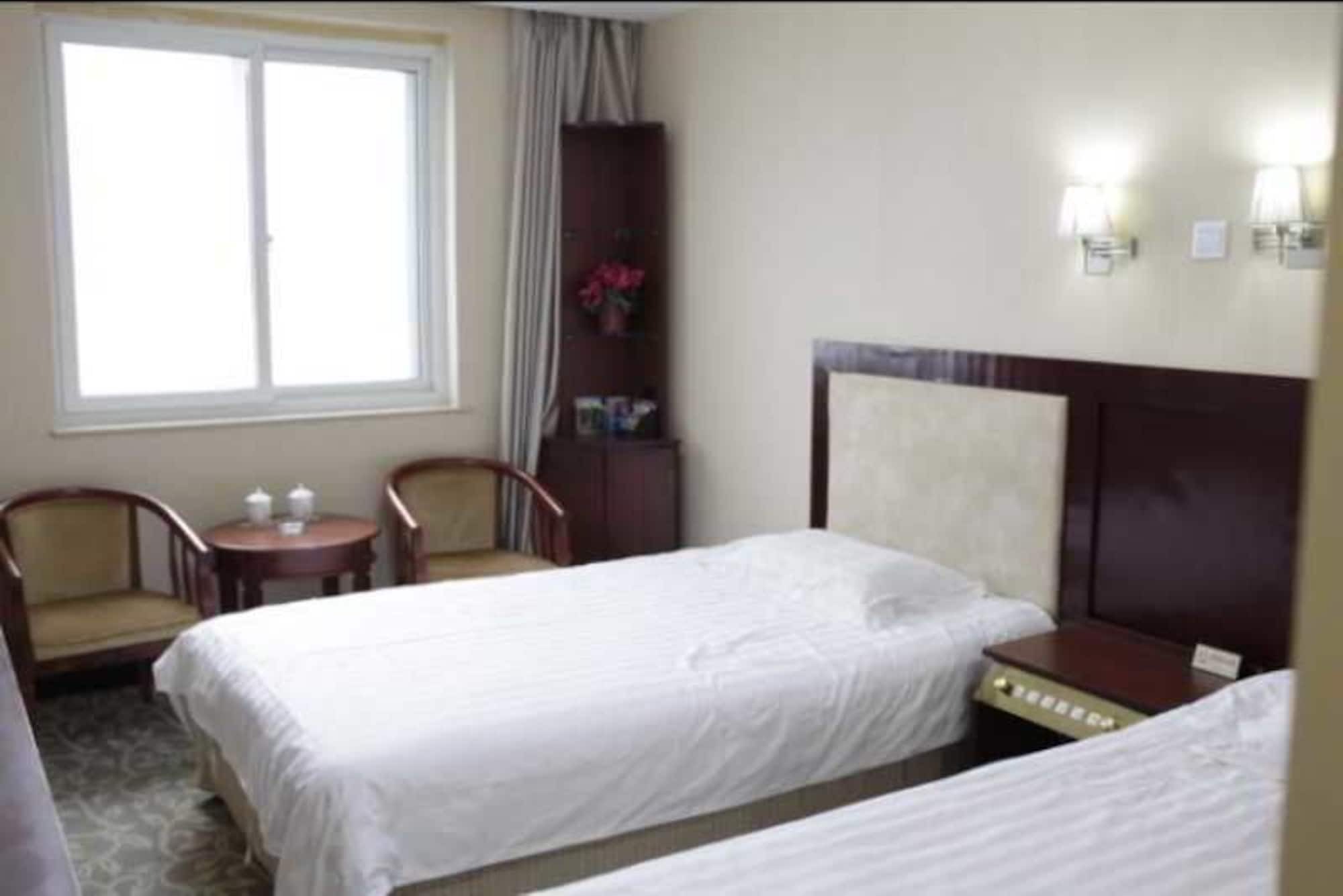 Jin Long Yuan Hotel 3*